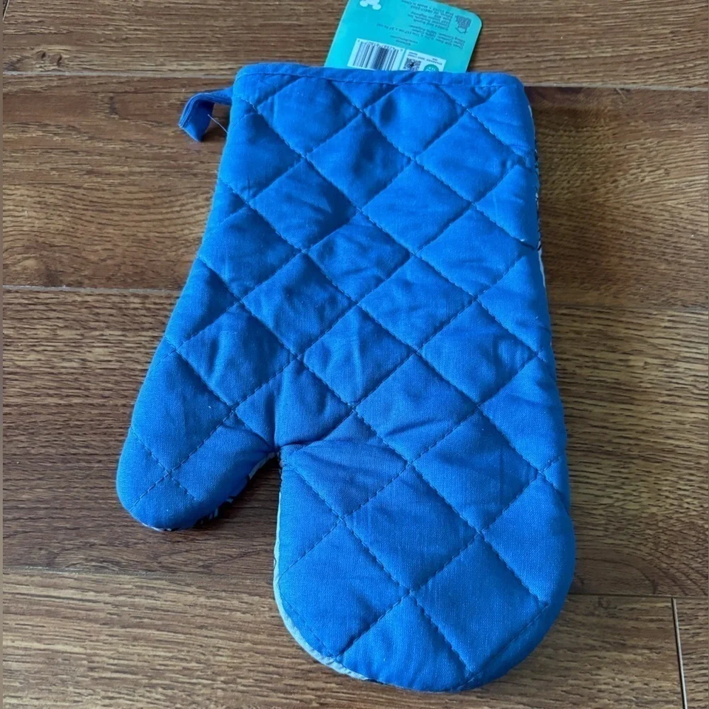 Disney Stitch Oven Mitt